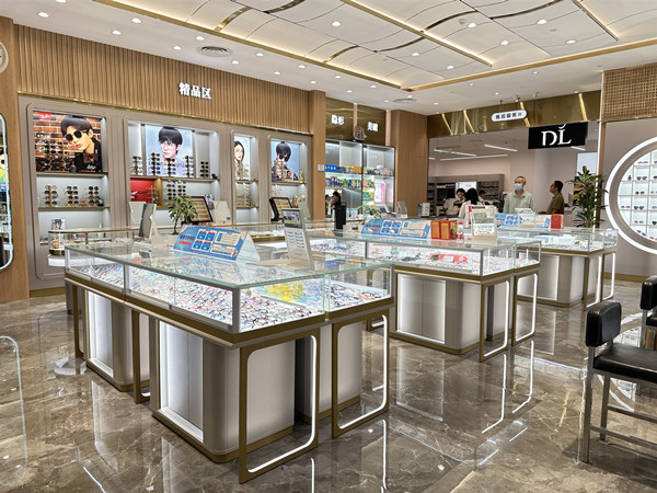商場眼鏡店怎么裝修和營銷？